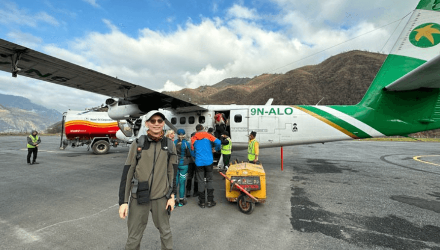 How To Handle Unexpected Flight Delays in Lukla Like a Pro